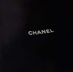 Meet your Posher, Chanel